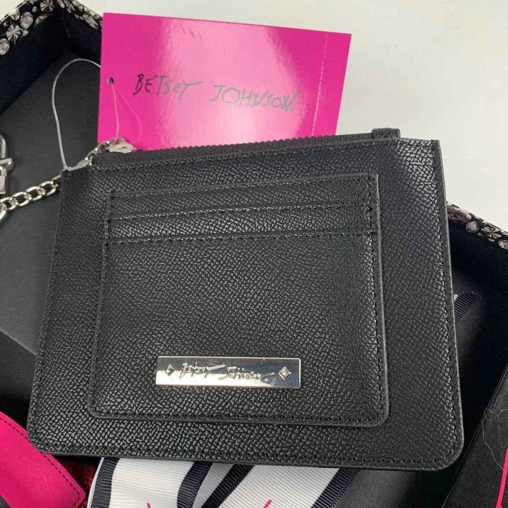 Betsey Johnson Women's Hat & Card Case 2 Piece Boxed Gift Set Black & Red 6153‎